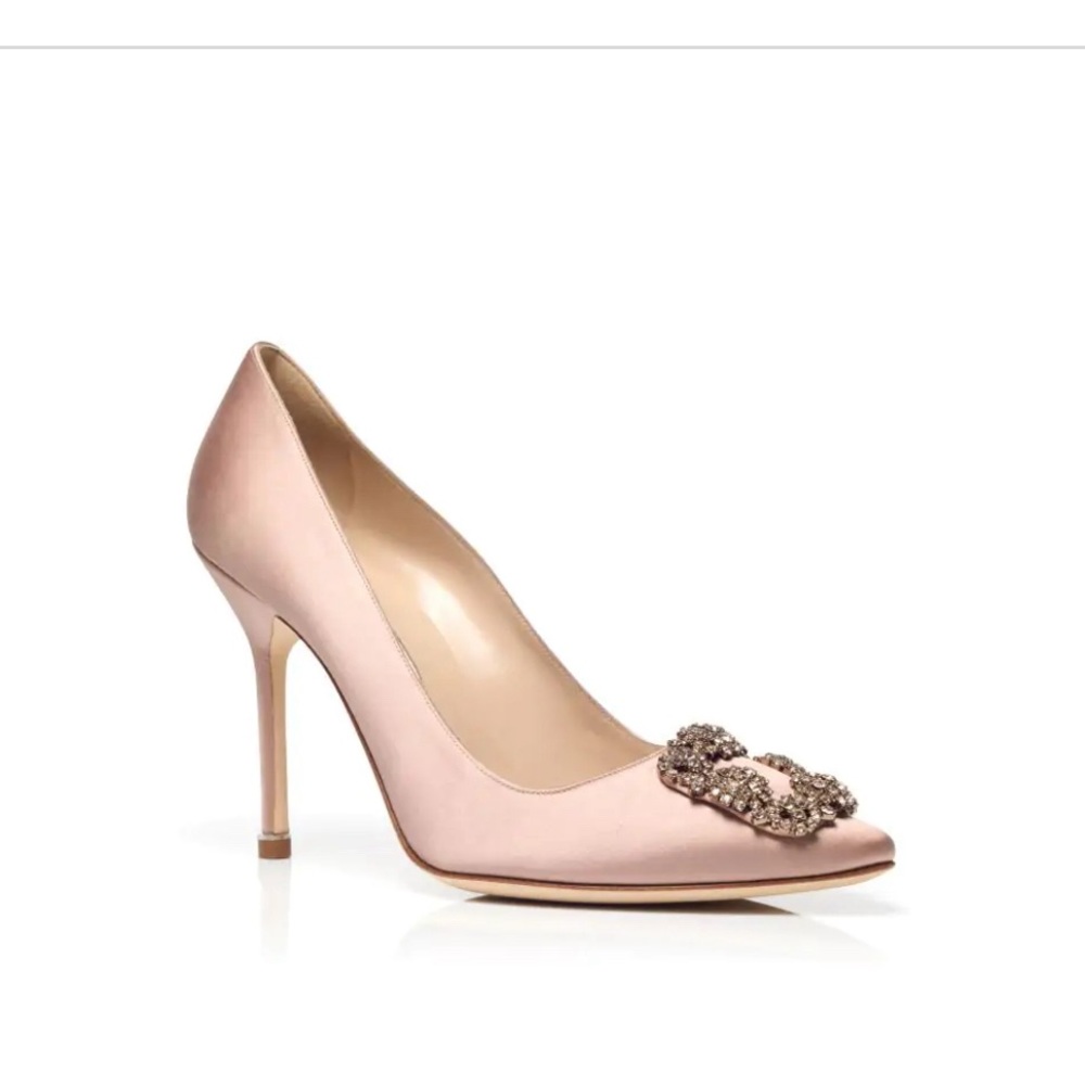 Manolo Blahnik Hangisi Beige size 38.5